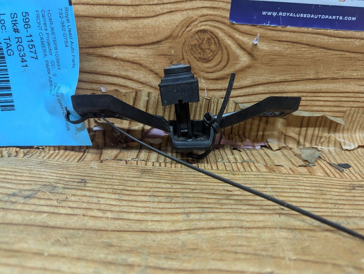 Camera/Projector Front View Camera Fits 21-23 GRAND CHEROKEE 242295