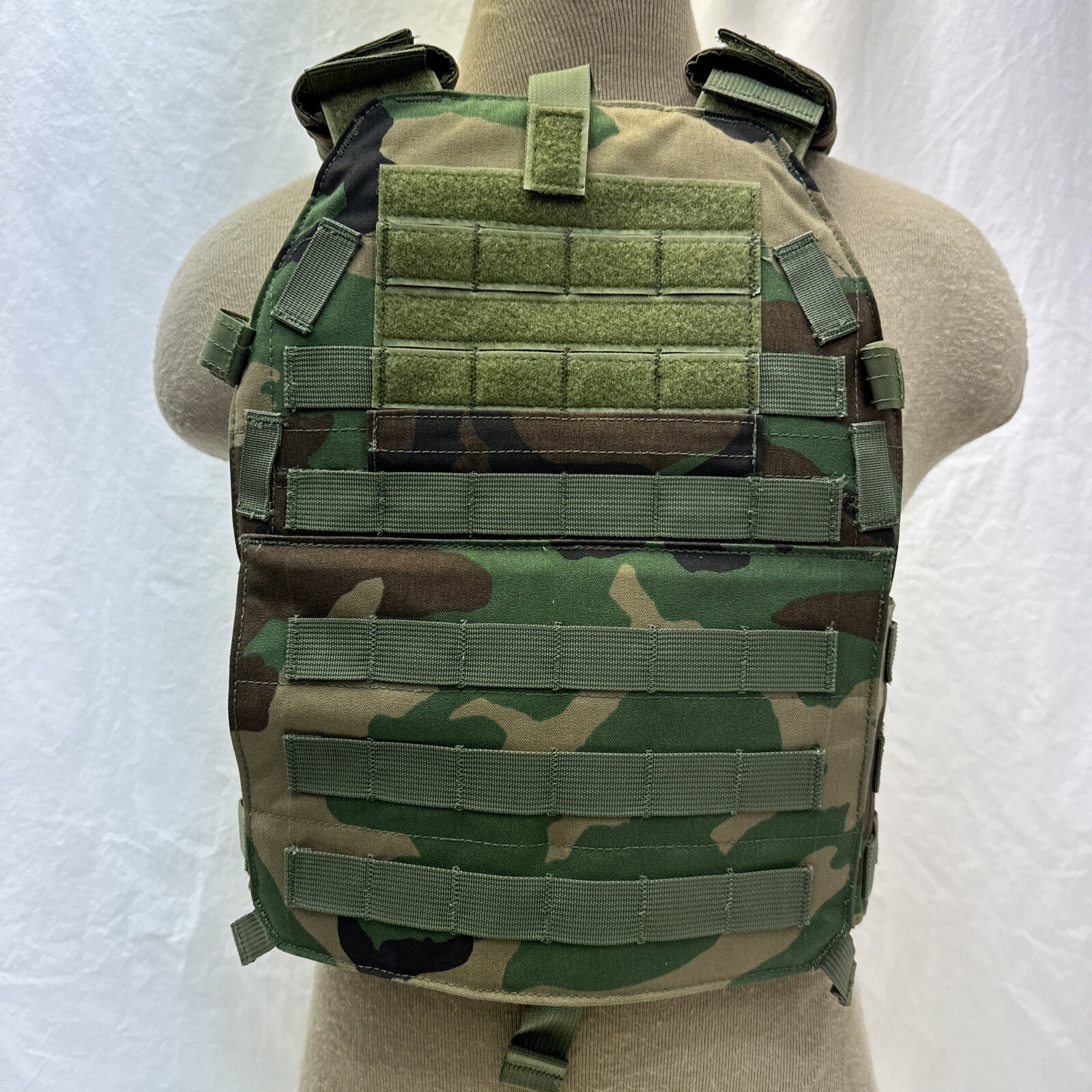 London Bridge LBX-0300-M Woodland M81 Medium Modular Plate Carrier God’s Plaid