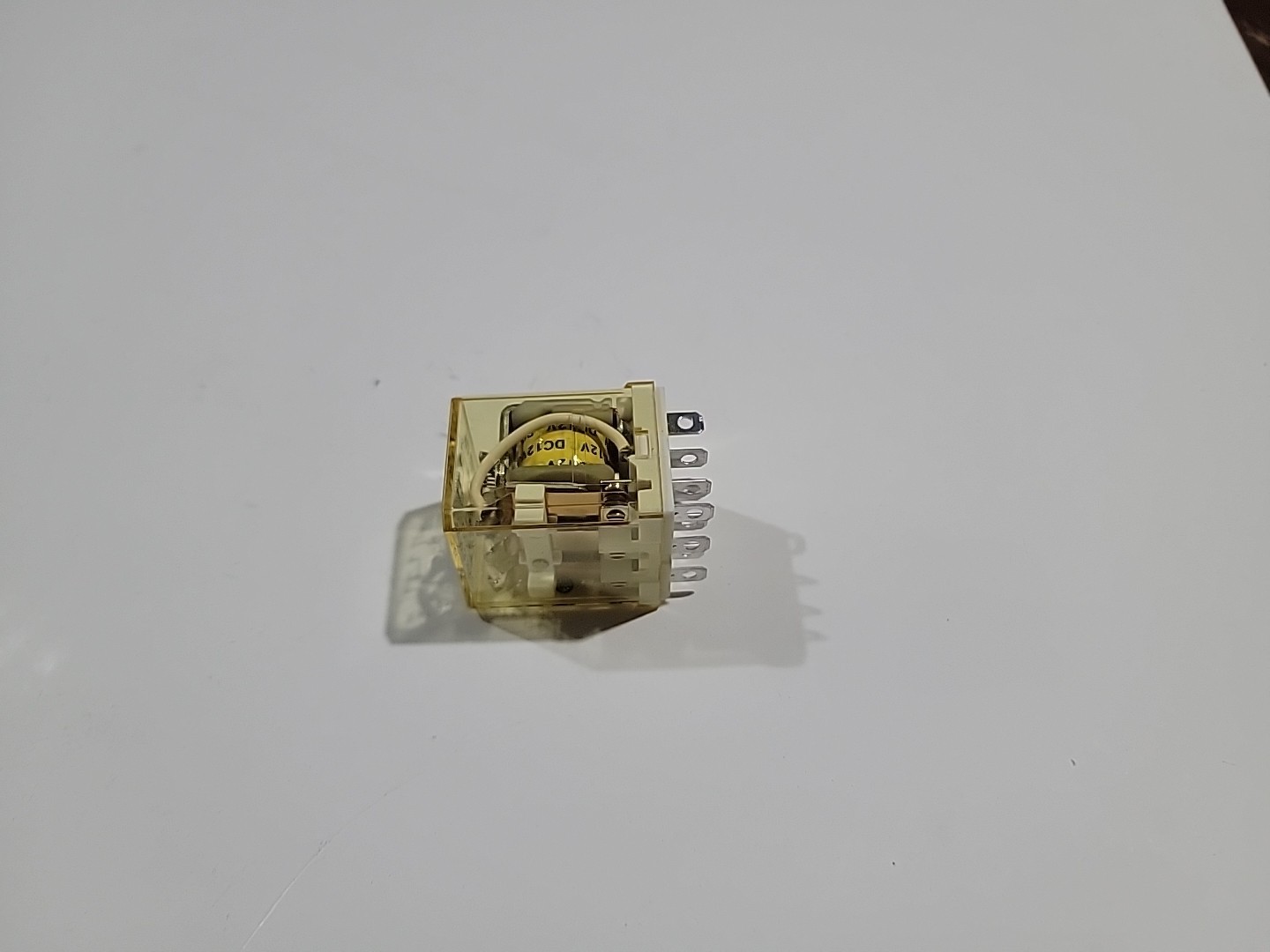 IDEC RH3B-UDC12V / RH3BUDC12V (BRAND NEW)