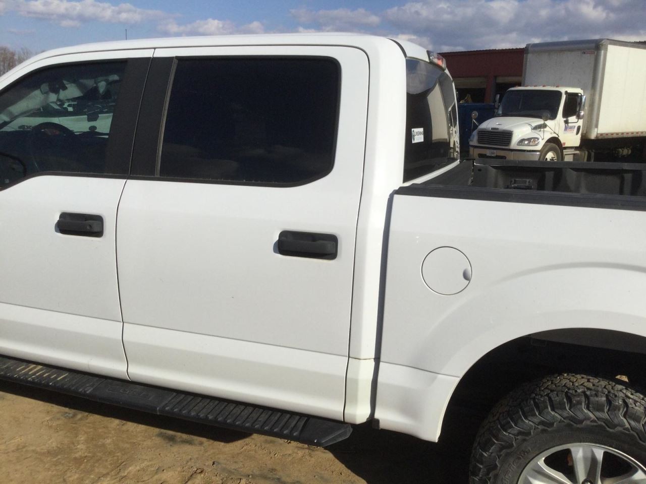 F150 2019 Glove Box 4989573