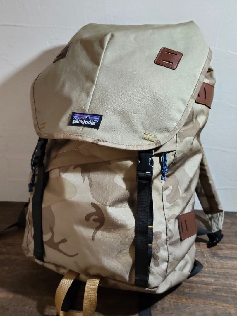 Patagonia Arbor Pack Backpack Desert Camo Daypack Used