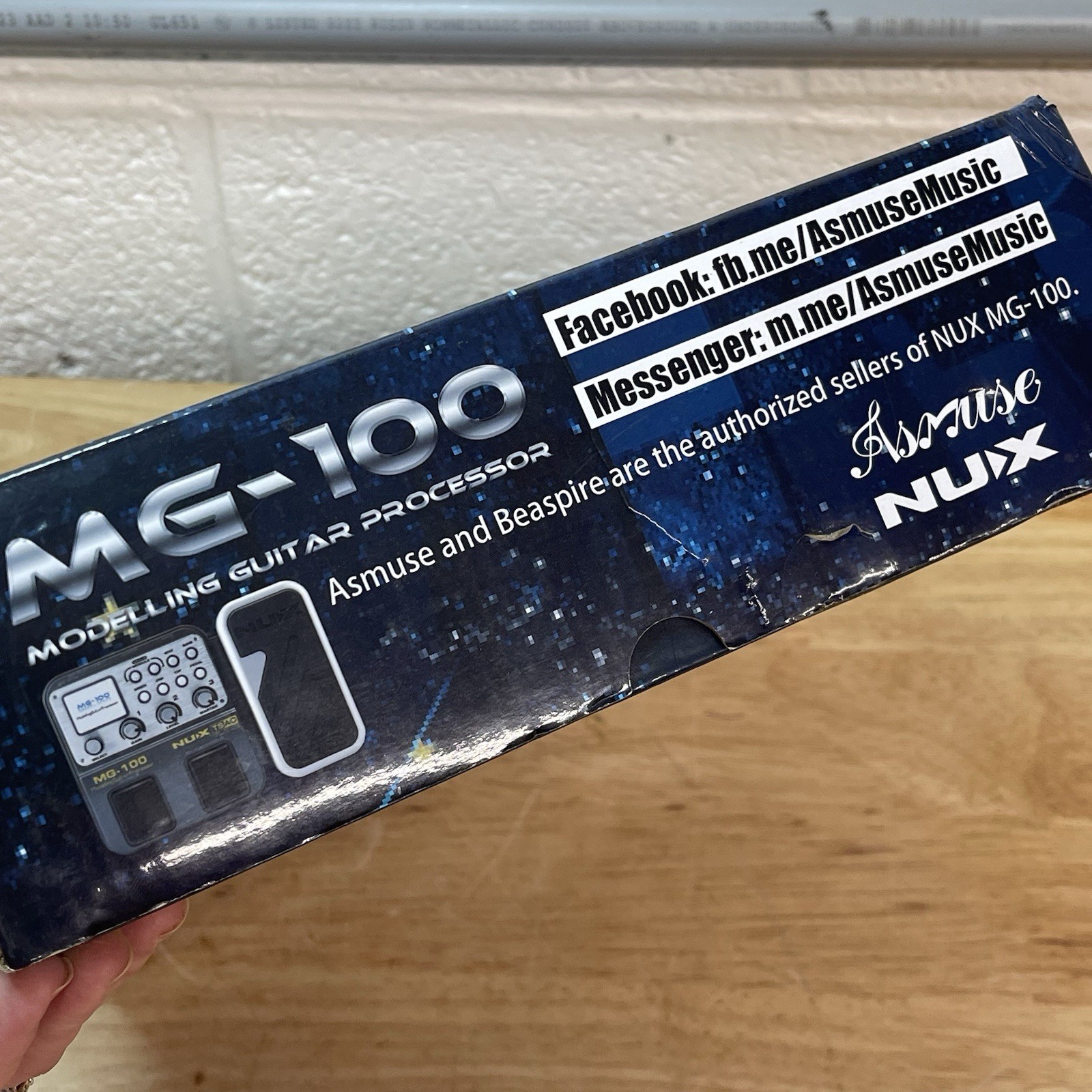 NUX MG-100 Modeling Guitar Processor