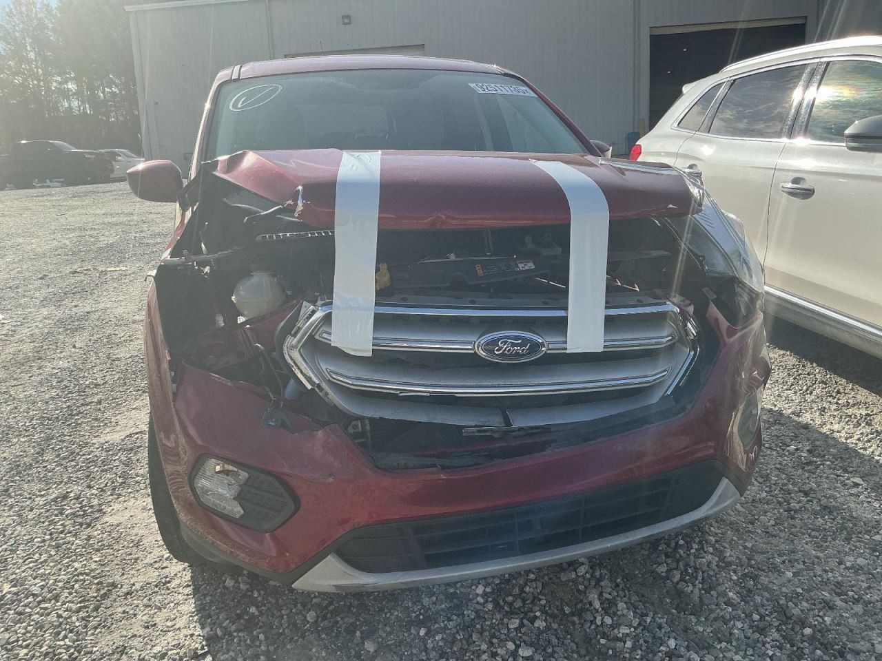 ESCAPE 2019 Glove Box 4924929