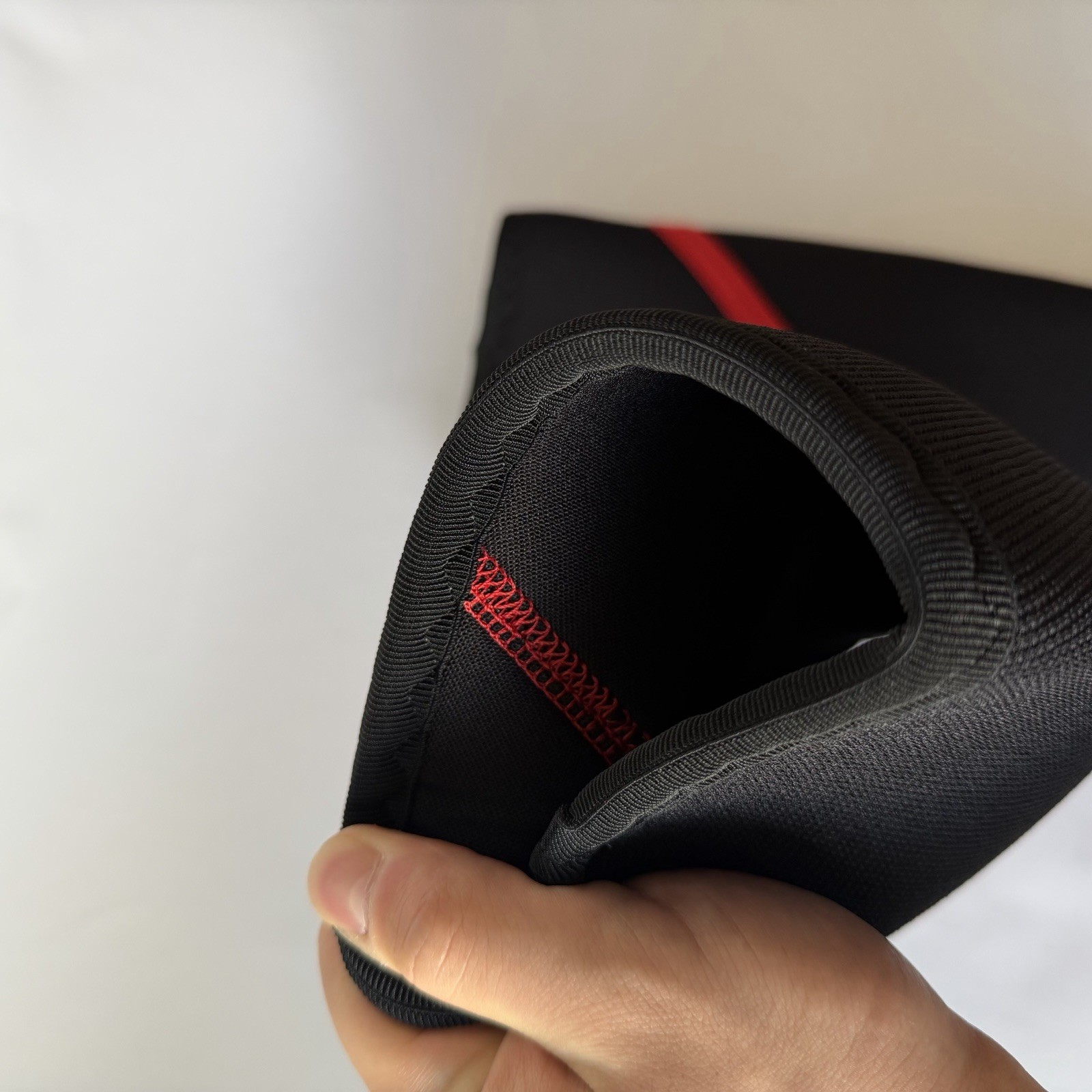SBD 7mm POWERLIFTING Knee Sleeves Size SMALL Black Red Pair Powerlifting IPF