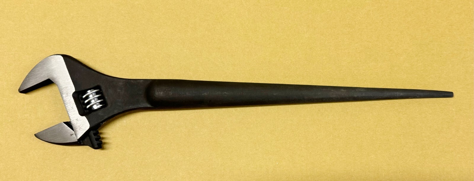 New ADJUSTABLE Iron Workers SPUD WRENCH 16"- Free Shipping