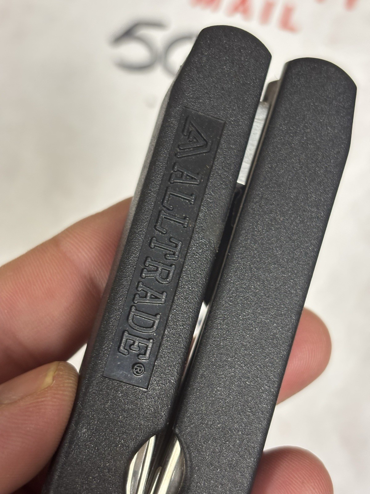 ALLTRADE MULTI-TOOL POCKET KNIFE!