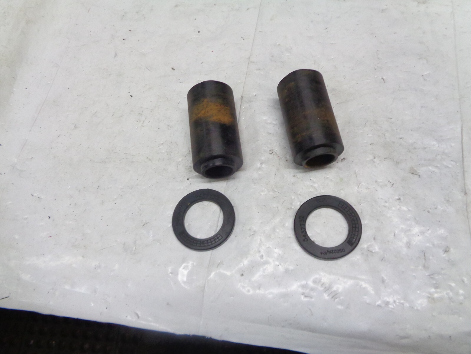 2009-2010 Polaris IQ dragon SP suspension spring guides 5438081