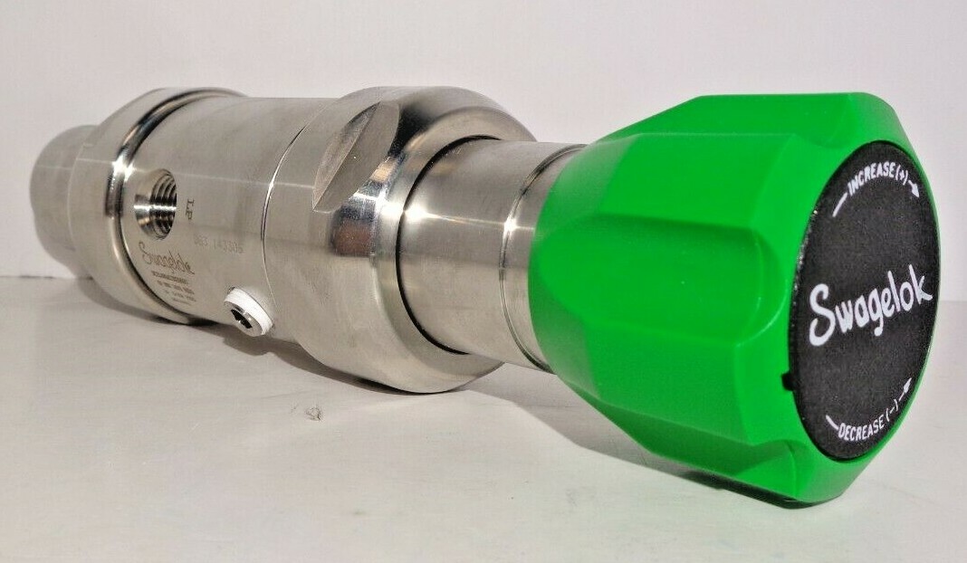 Swagelok KCY1JRA412E20000 Pressure Regulator HP Max 3500 PSIG, LP 0-500 PSIG