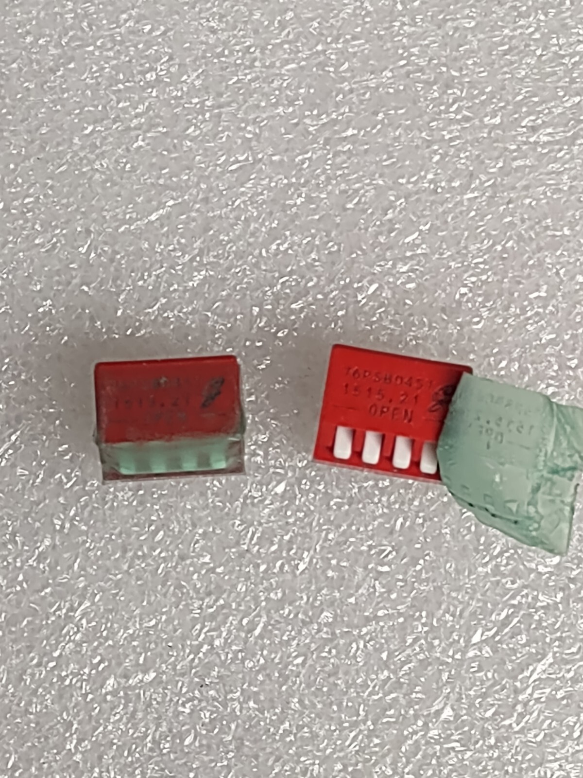 (Lot of 200) GRAYHILL 76PSB04ST 4 POS SPST PIANO DIP SWITCH #B280