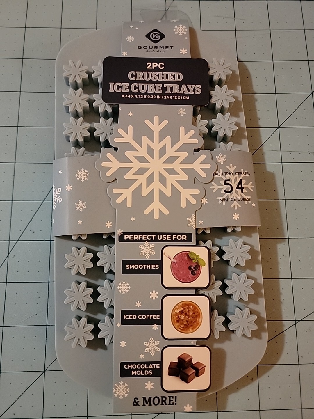 Gourmet Kitchen Brand: Set Of Two Snowflake Ice Trays - New With Free Shipping