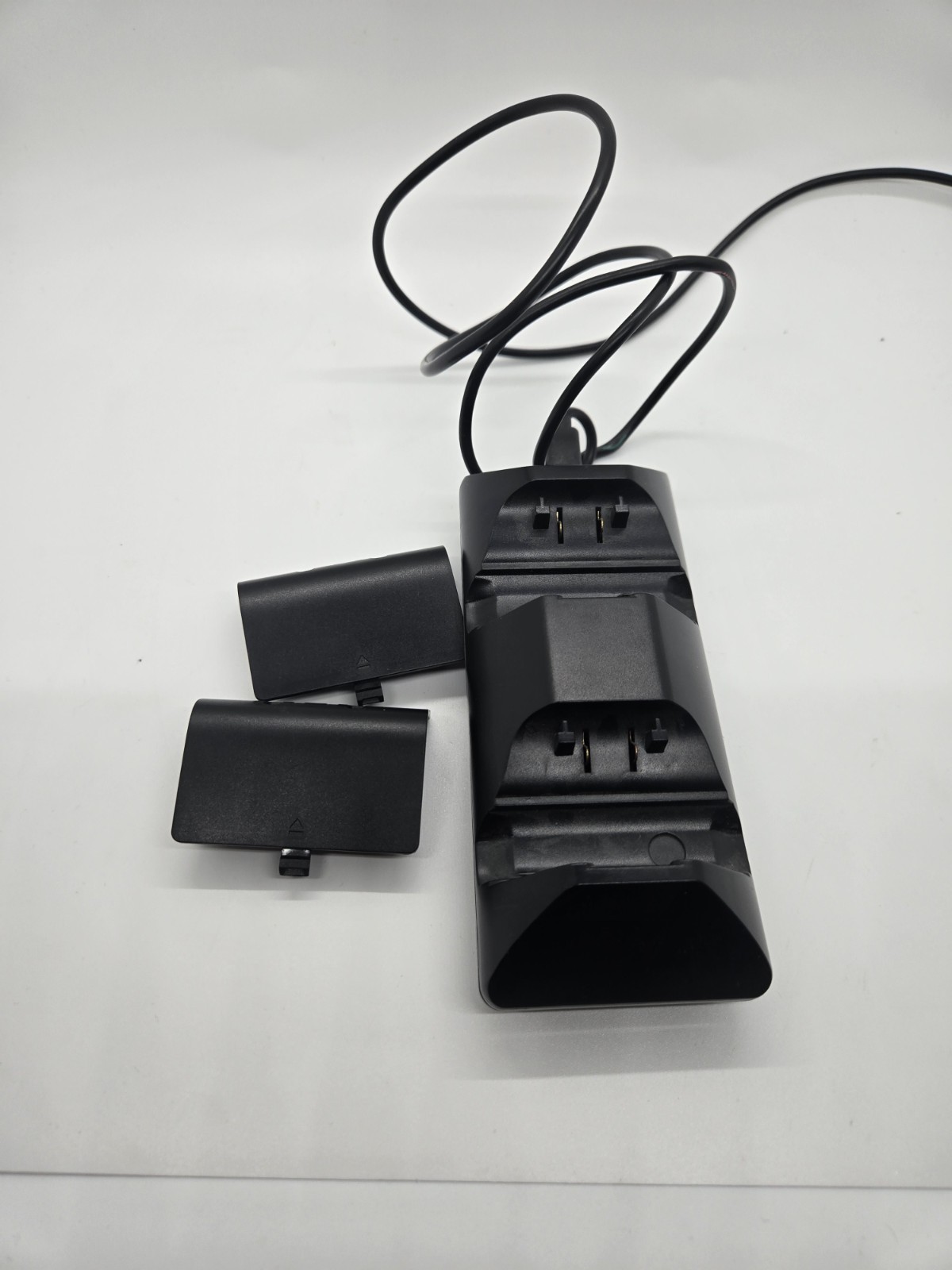 Vida Xbox One Controller Rechargeable Batteries Dock