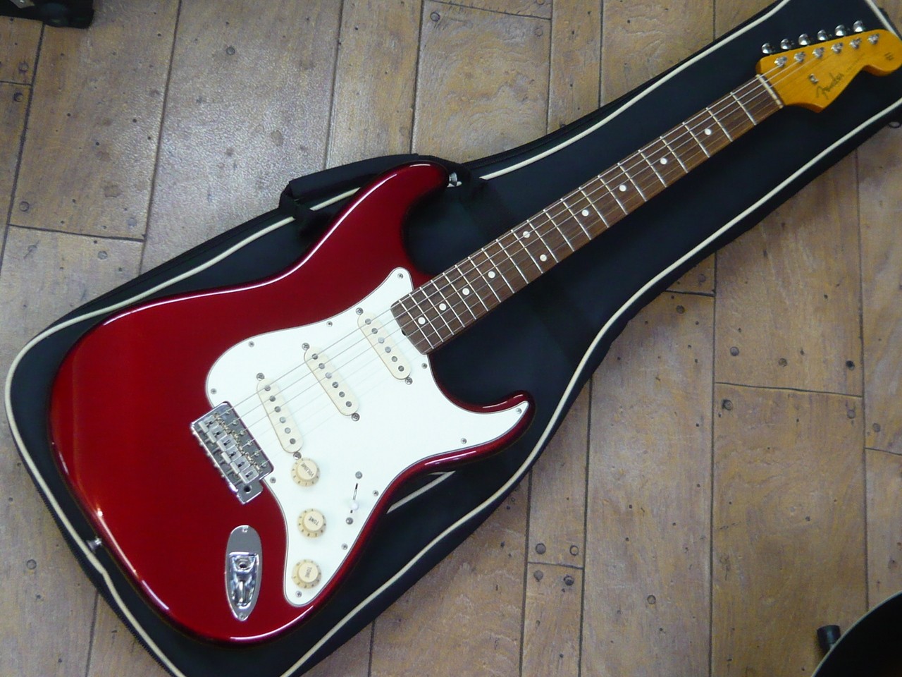 Fender Japan ST62-TX Used Electric Guitar