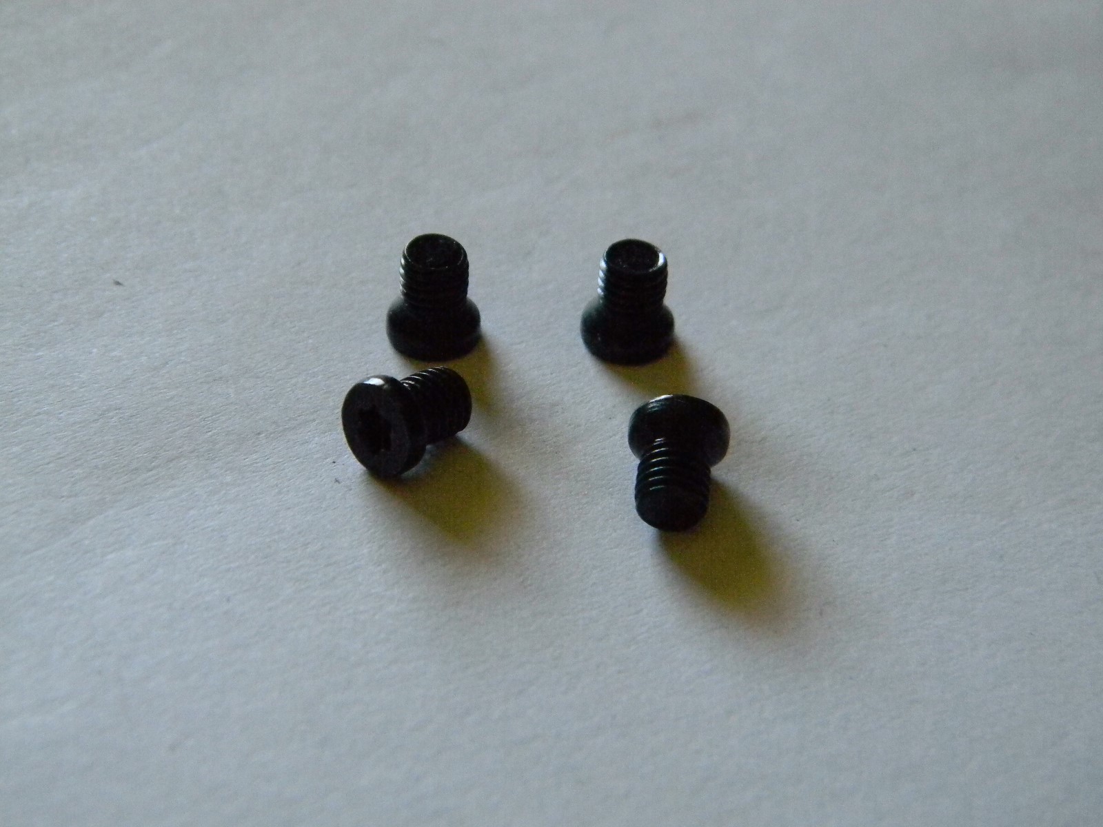 Gun Screws- Blued Star Drive Weaver Style Oval Head 8-40 X 1/4" (4)