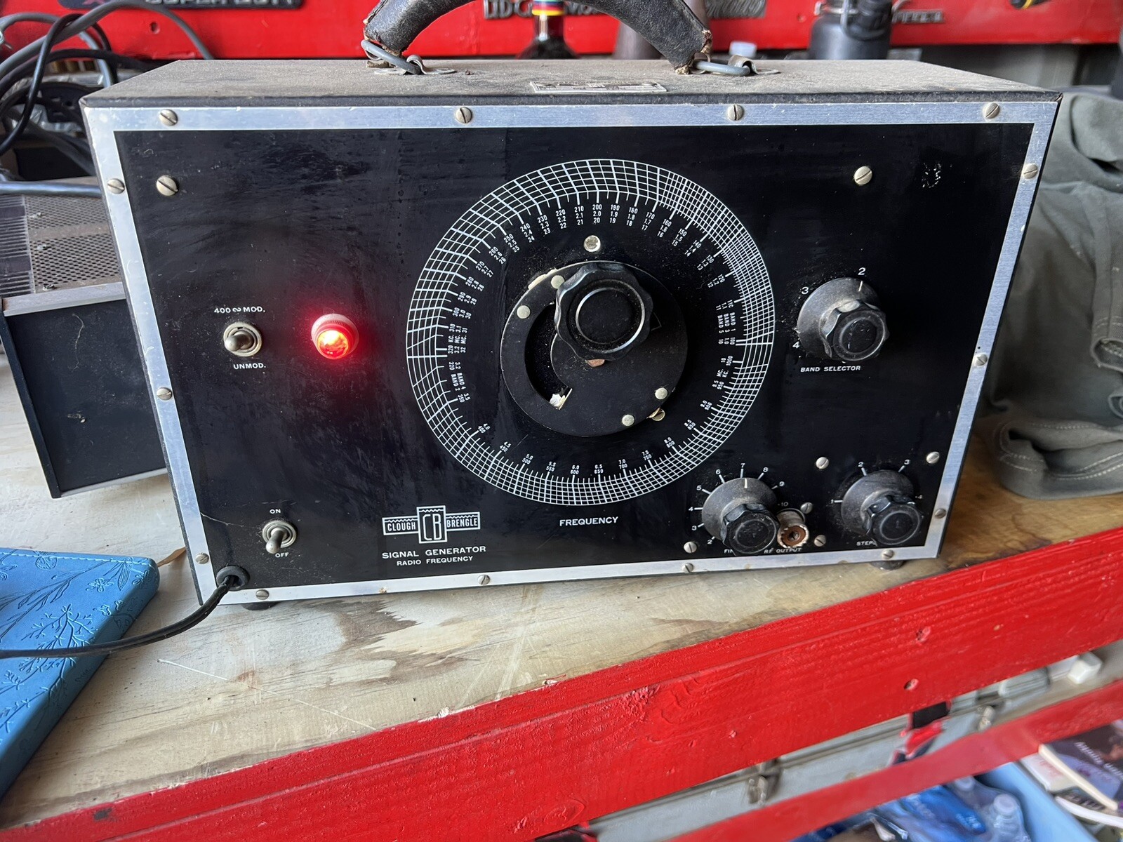 Vintage 1930s Clough Brengle Vacuum Tube Radio Signal Generator - Model 210A