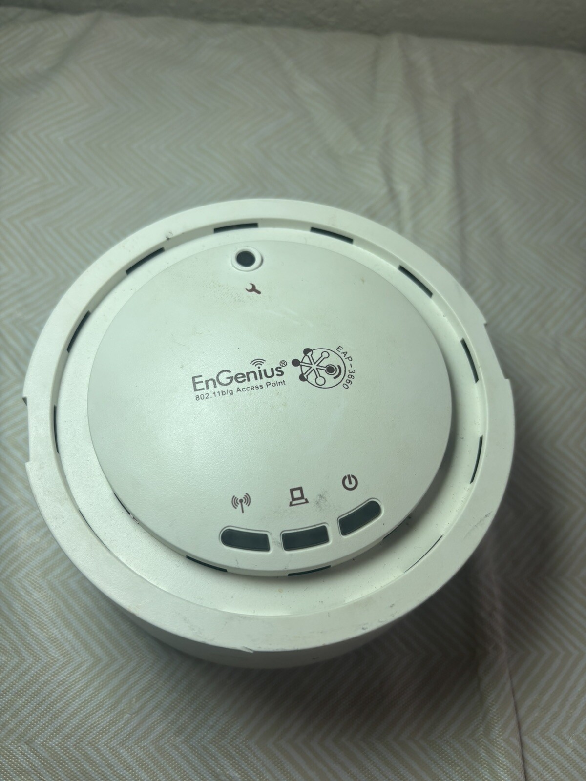 EAP-3660 EnGenius 802.11 b/g Access Point base unit only