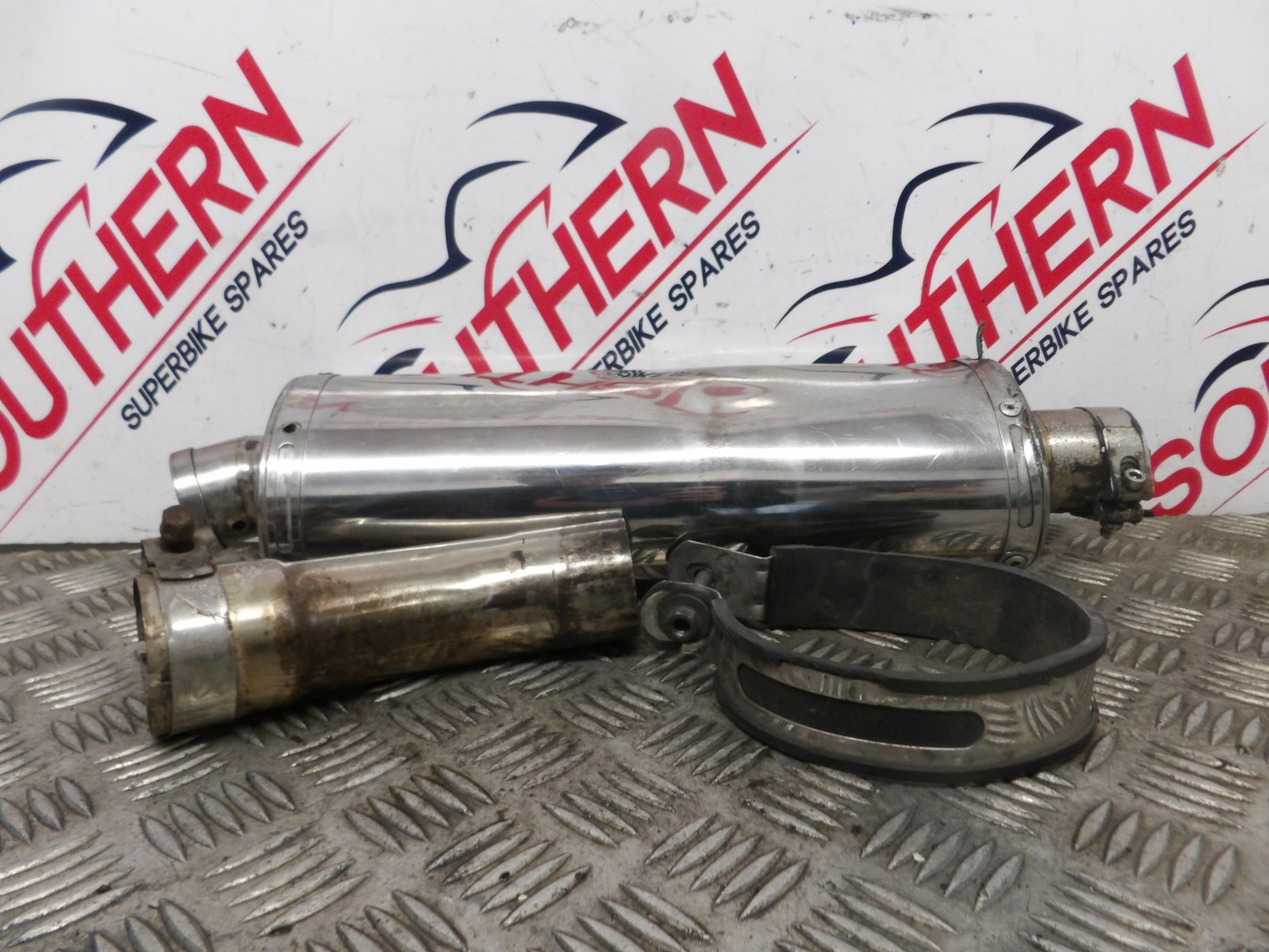 2007 SUZUKI SV650 2003 - 2011. DELKEVIC RACE EXHAUST END CAN