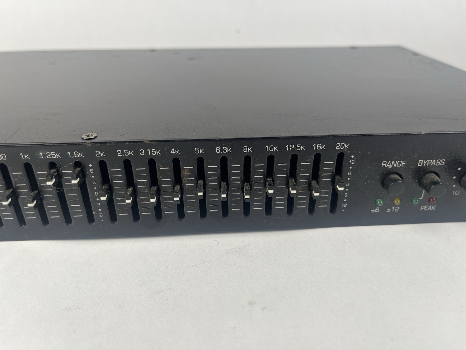 BBE EQA131 Equalizer 15 Band Tested Working