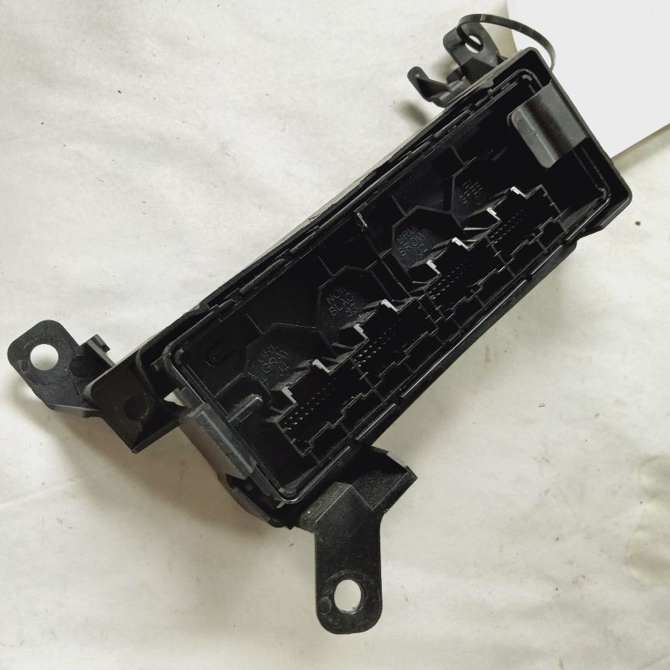 Buick Encore GX Temperature Control Module {84692732} 2020 2021 2022 2023