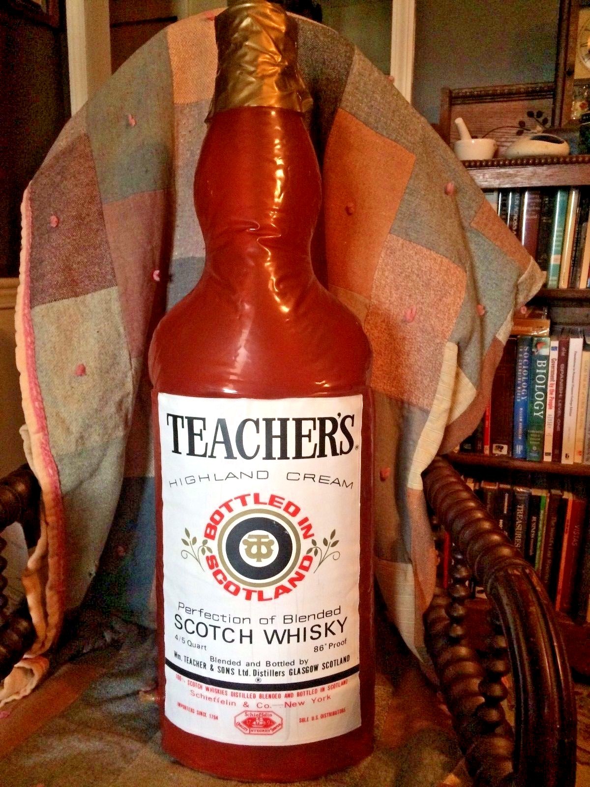 Scotch Whisky Plastic Blow-up Bottle Advertising Highland Cream Scotland Vintage
