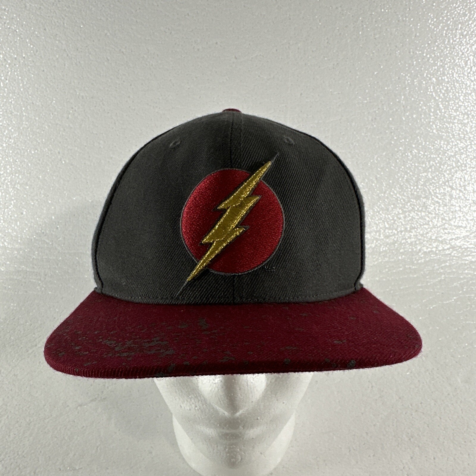 The Flash Hat Cap Snap Back Youth Boys Kids Gray Maroon DC Comics Adjustable