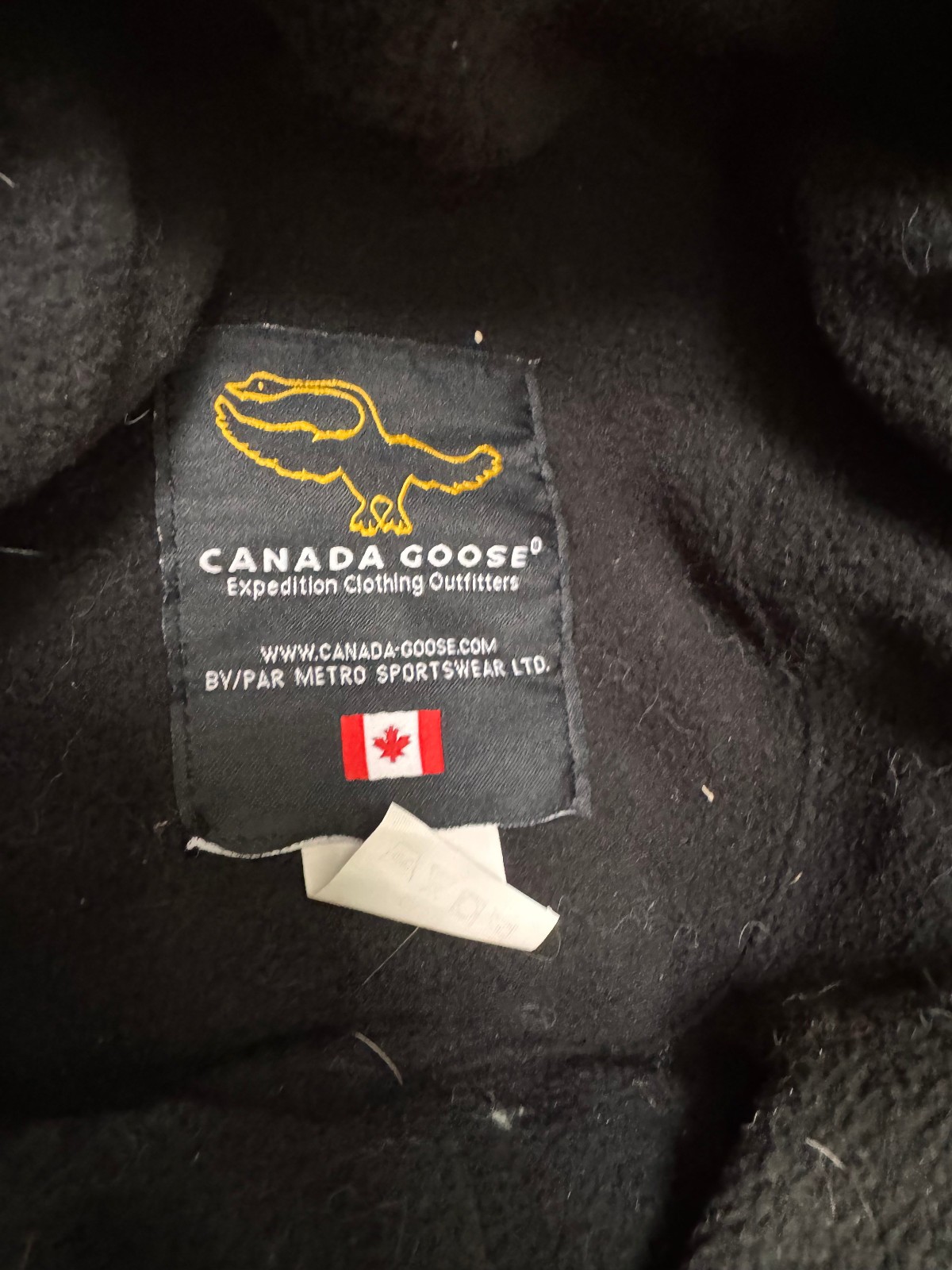 Canada Goose new classique cap with labels MSRP 185$