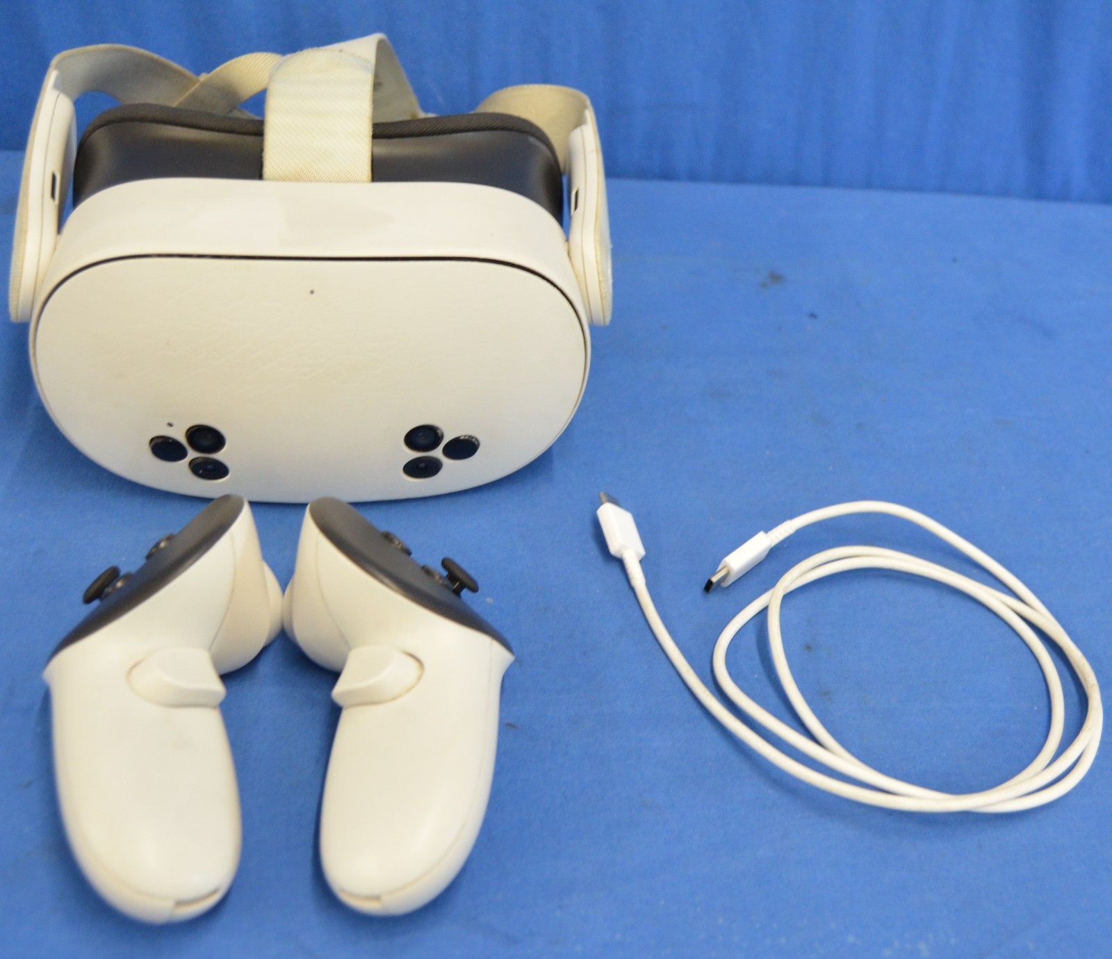 Meta Quest 3s All-in-One VR Headset