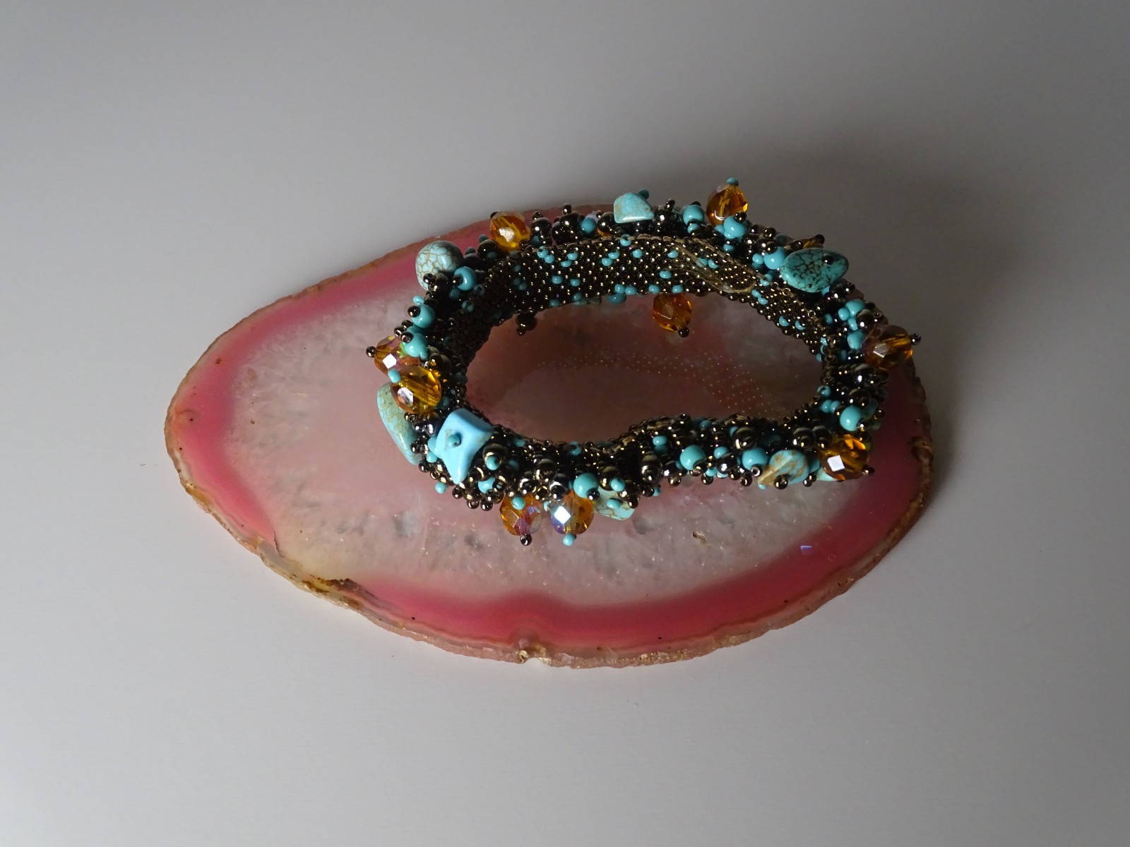 Beautiful Southwestern Handmade Capullo Style Turquoise & Glass Bead Bracelet