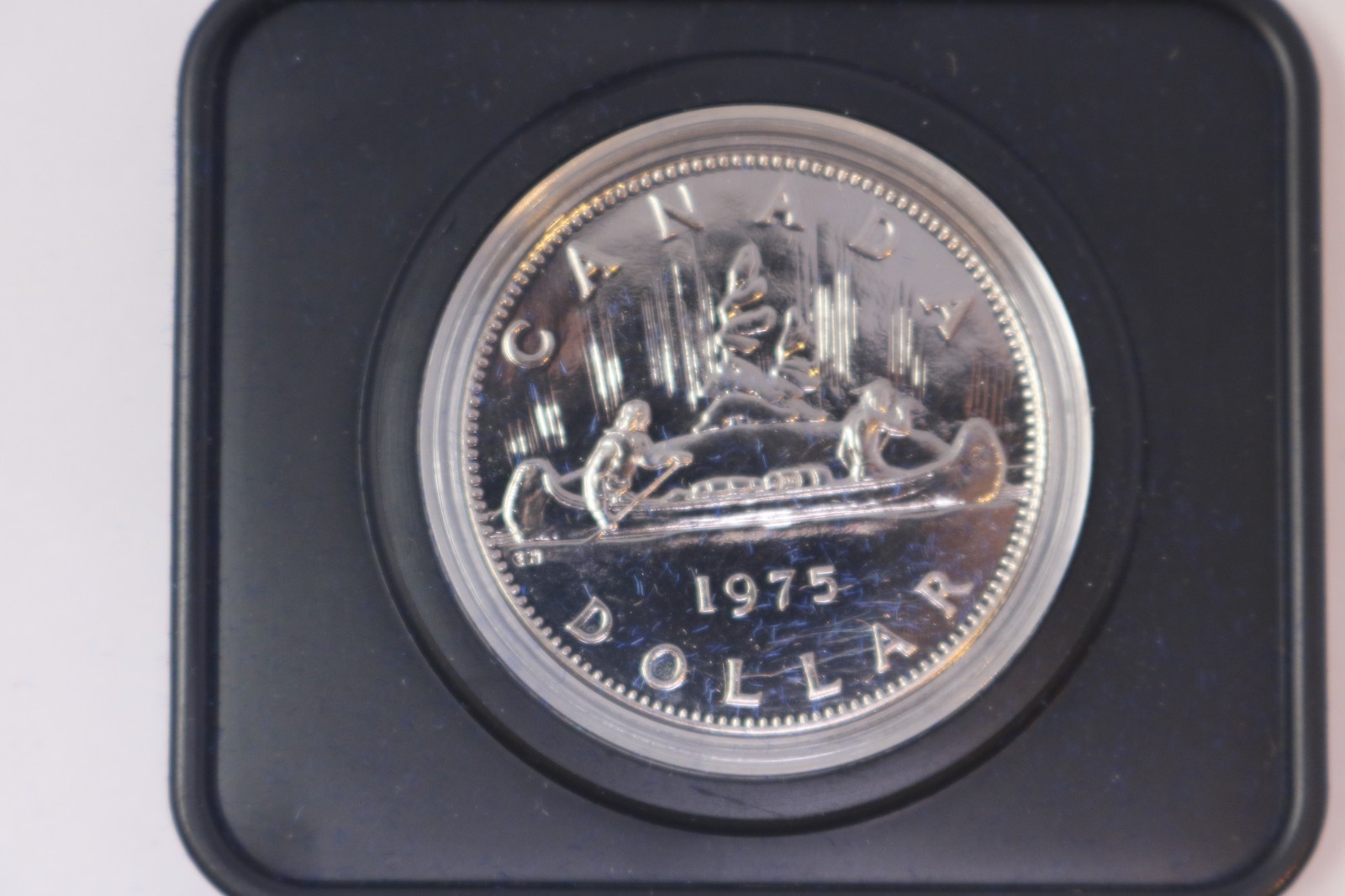 1975 Voyageur Uncirculated $1 One Dollar Canada