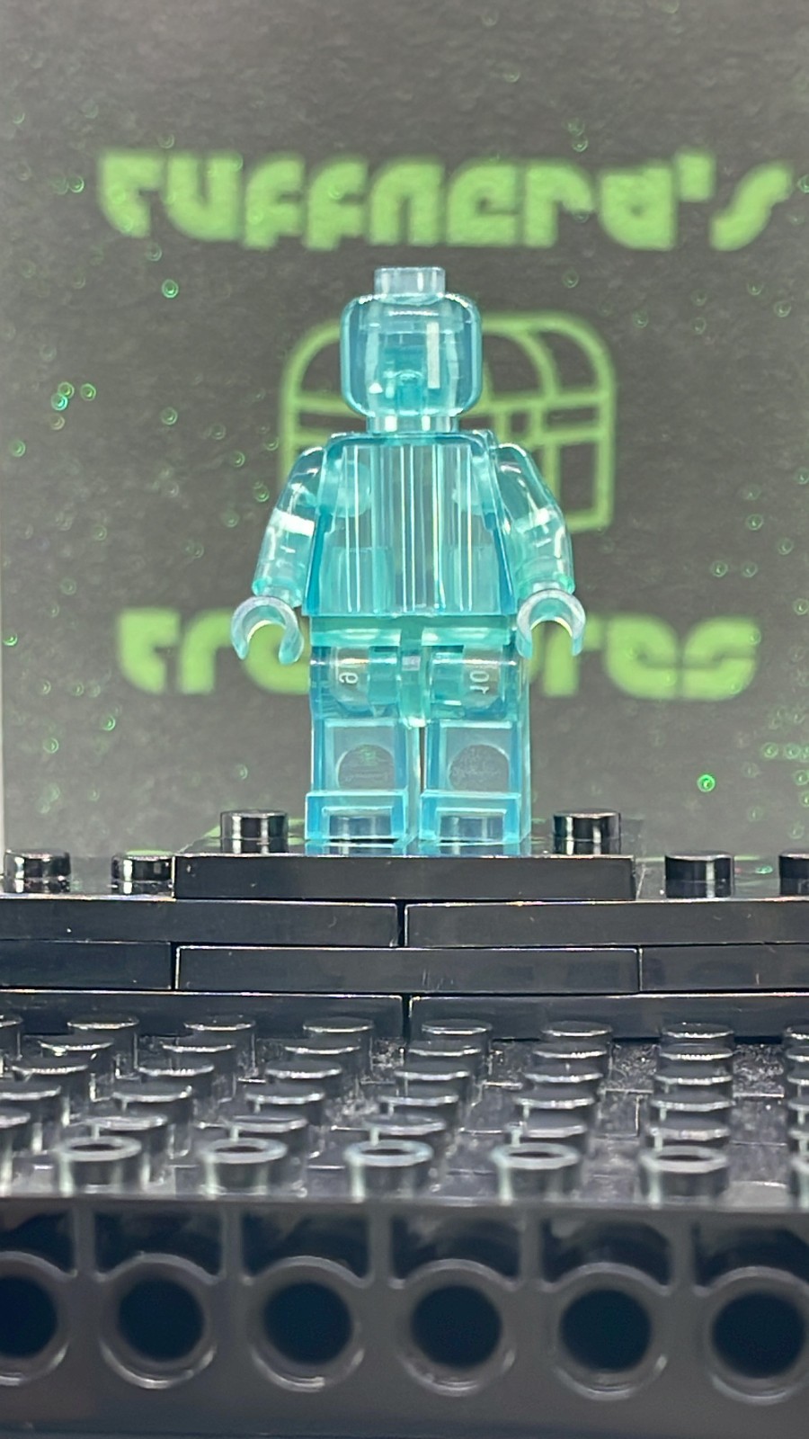 CUSTOM BLANK MOC TRANSPARENT LIGHT BLUE MINIFIG