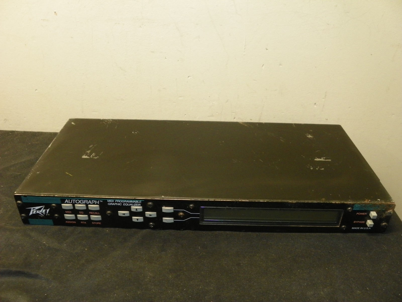 Untested Vintage Peavey Autograph MIDI Programmable 28-Band Graphic Equalizer