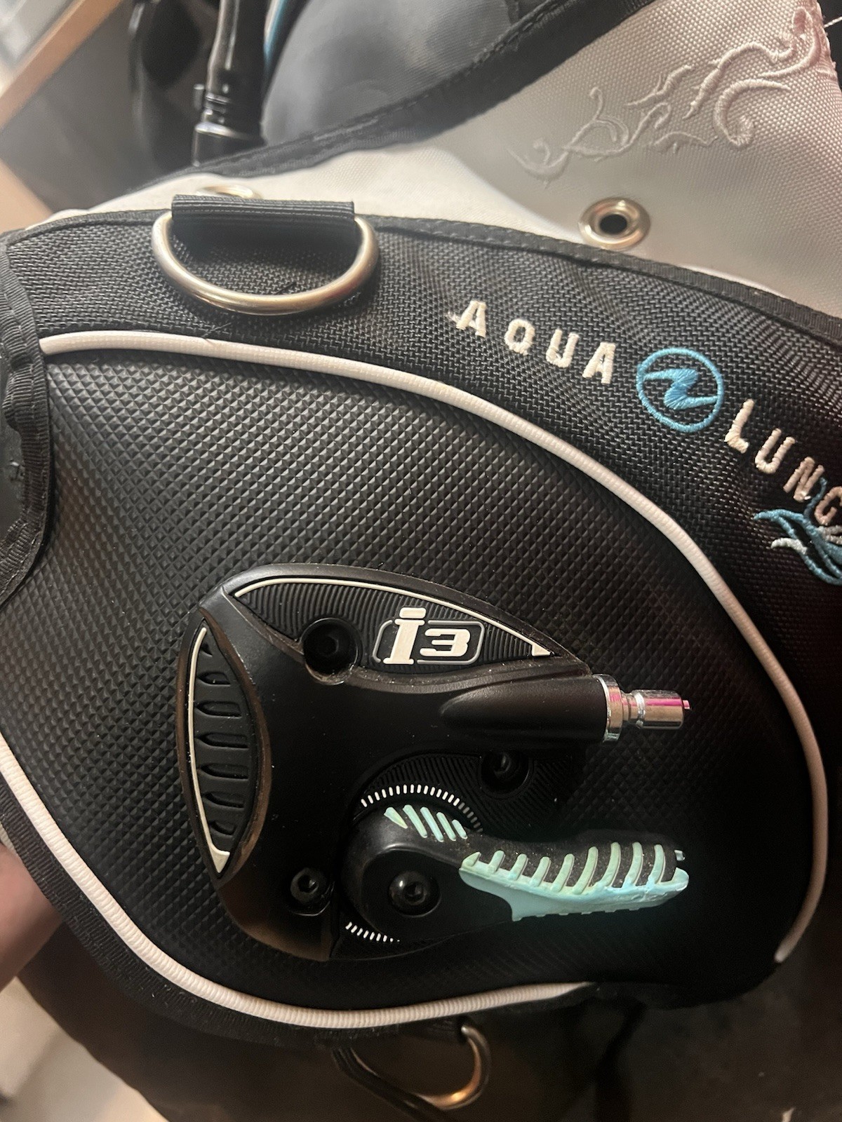 Aqualung Pearl I3 Vest scuba diving equipment
