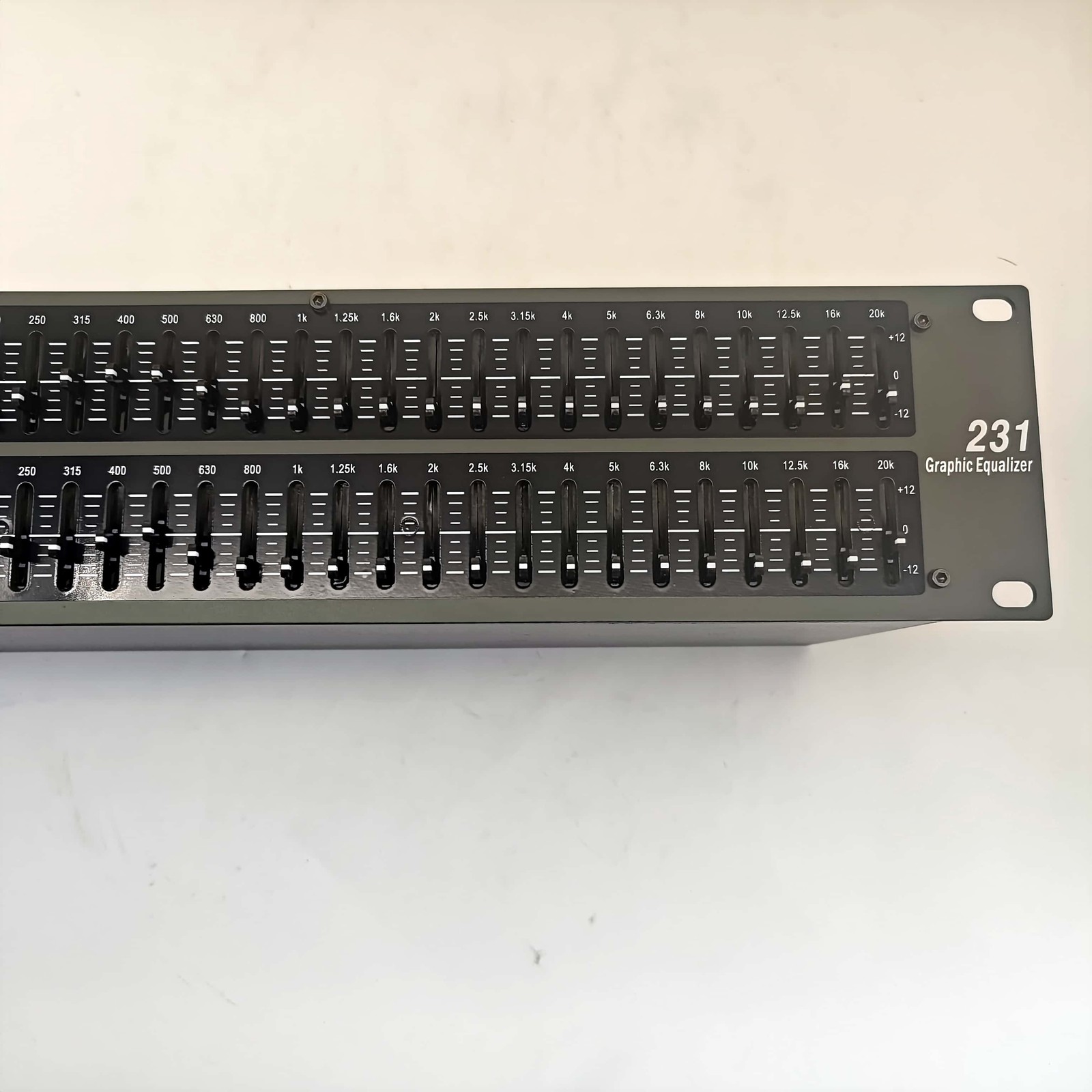 dbx 231 Dual Channel 31-Band Graphic Equalizer Rackmount Pro Audio EQ - TESTED