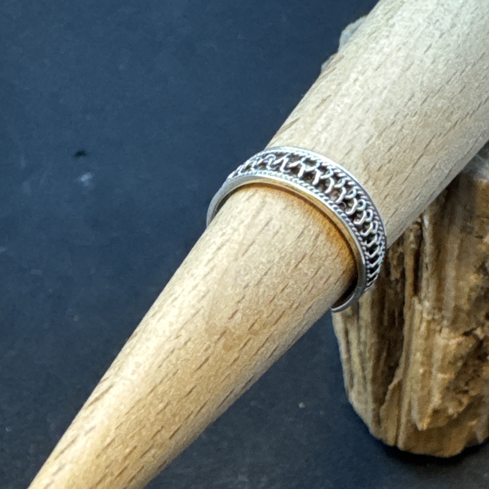 .925 Sterling Silver Patterned Cuff Toe Ring