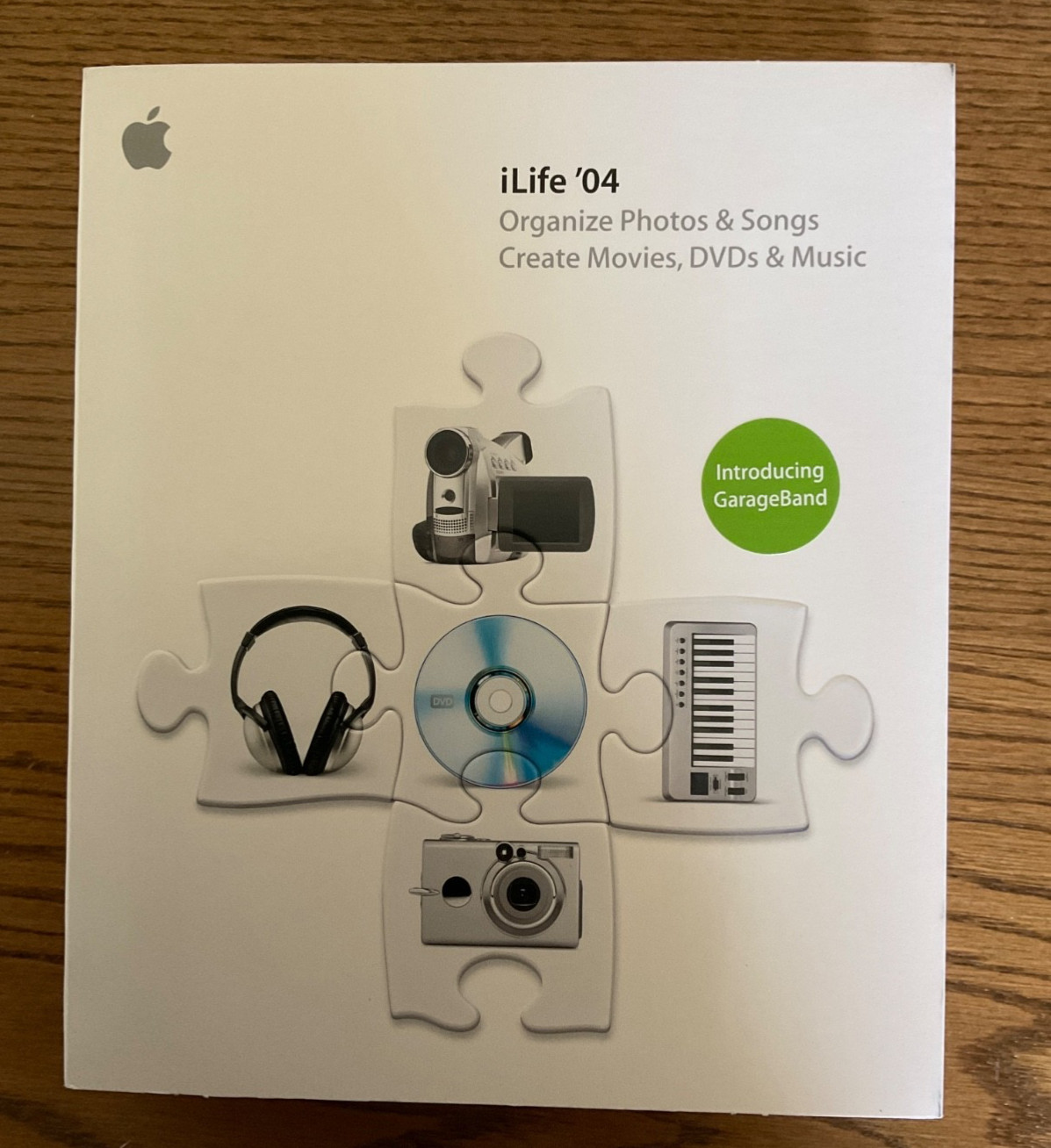 Mac iLife ‘04 iPhoto4, GarageBand, iTunes4.2, iMovie4, iDVD4-New in Box