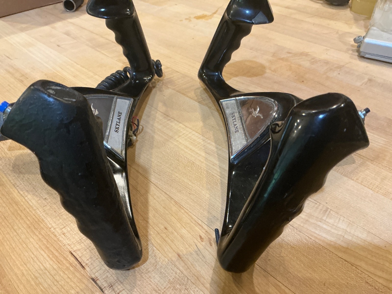 Cessna 182 aircraft control yokes