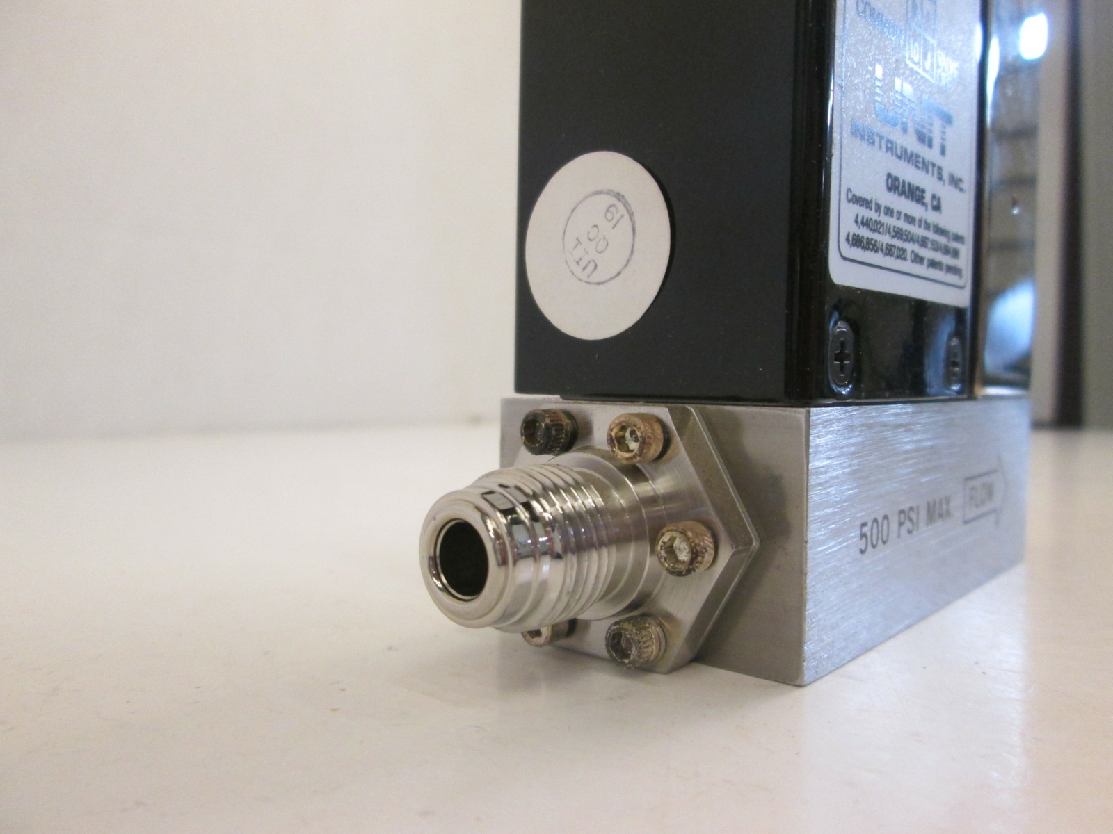 Unit UFC-1168 Mass Flow Controller, O2, 20 SLM, Used