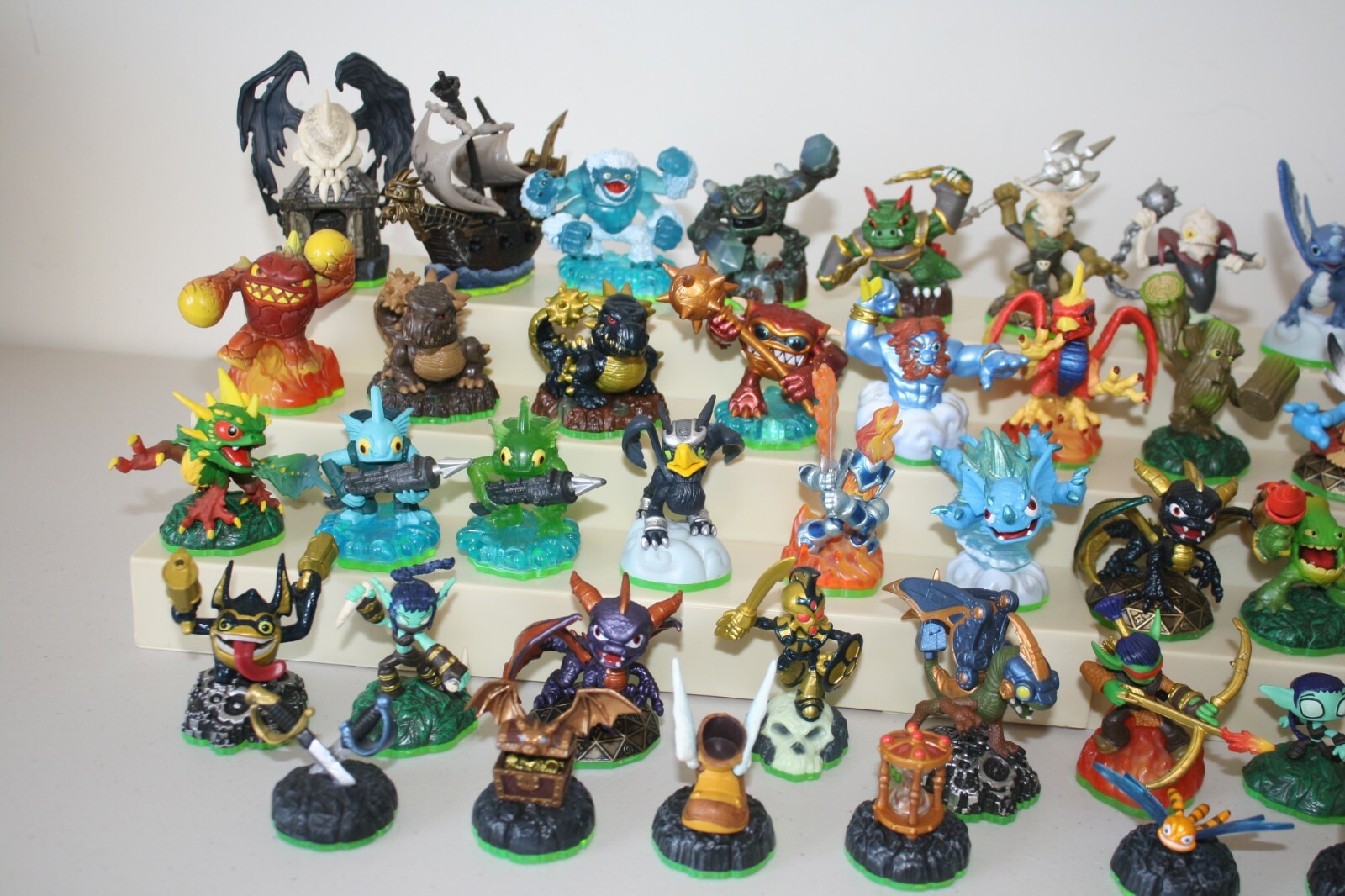 Skylanders Spyro's Adventure Figures Buy 4 Get 1 Free Finish Your Set Free Ship