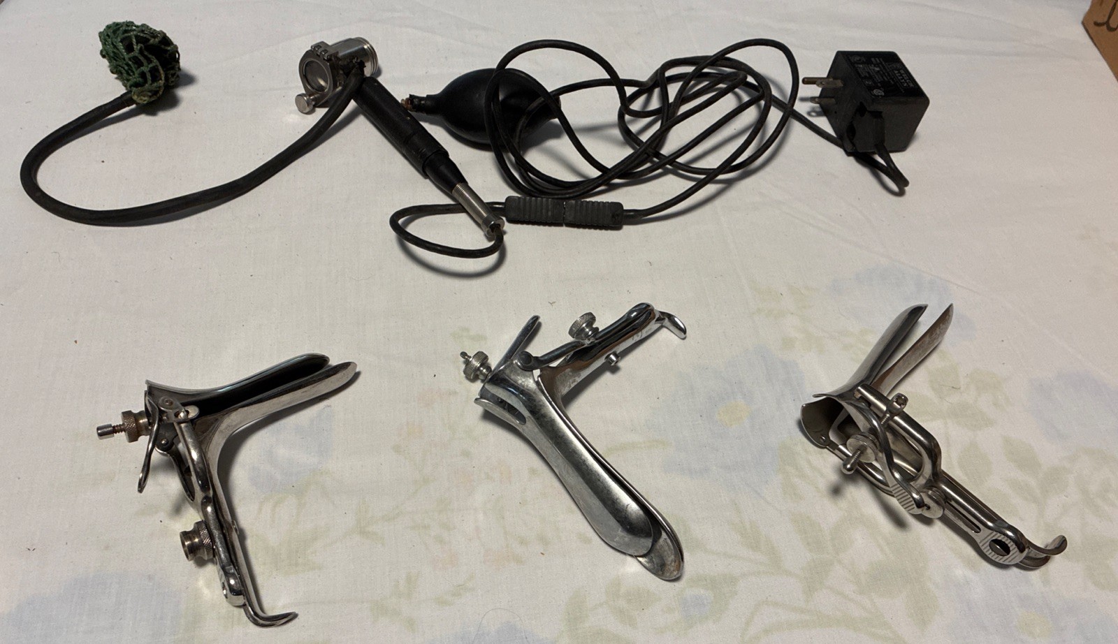 Vintage Vaginal Speculums Gynecology Surgical Tools For Parts Only Display Only