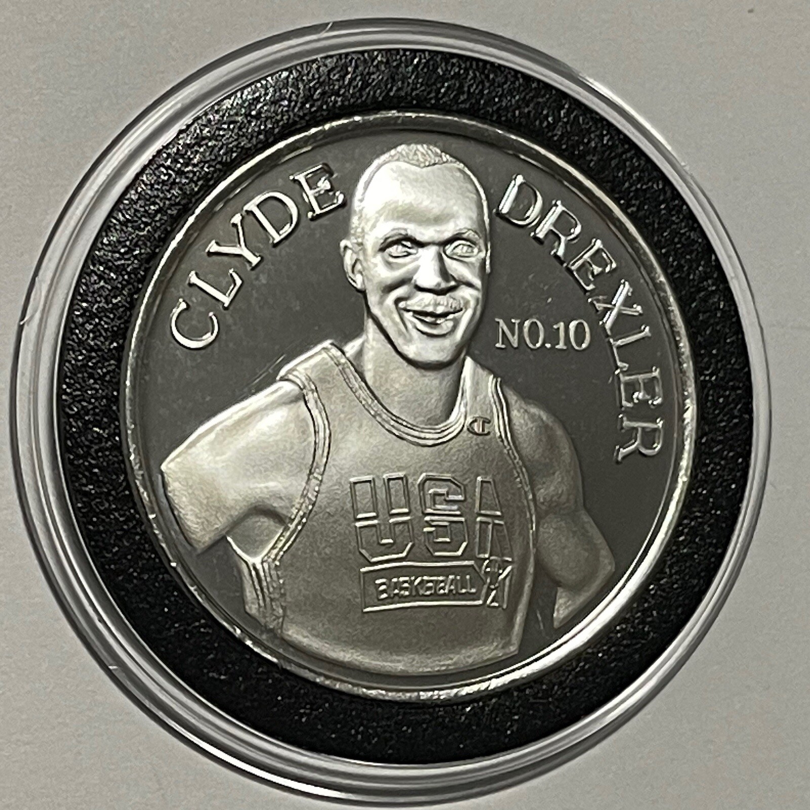 Clyde Drexler Basketball Limited Coin 1 Troy Oz .999 Fine Silver Round Art Medal