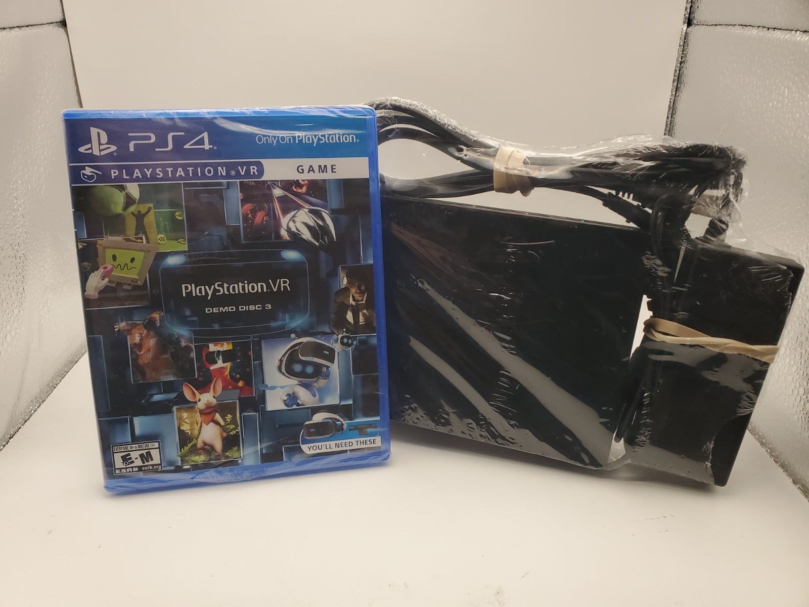 Sony PS4 Playstation VR CUH-ZVR2 Processor Unit + Demo Disc 3