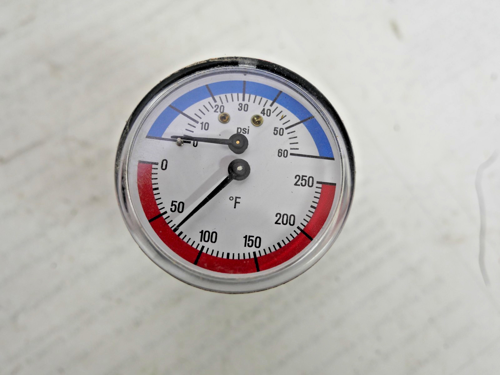 HEAT TRANSFER PRODUCTS / HTP /MUNCHKIN BOILER GAUGE WITH SHORT STEM NEW