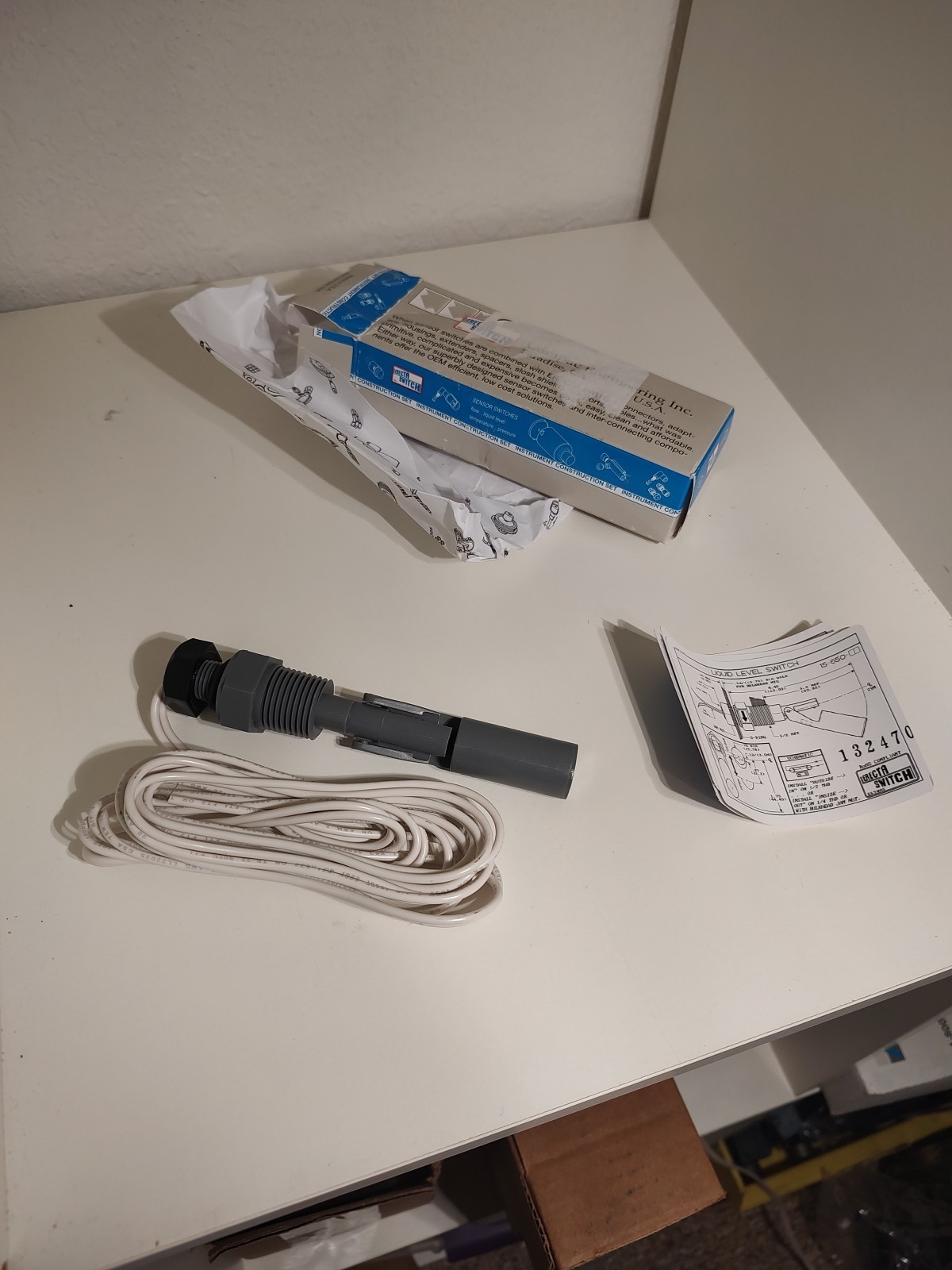 Erecta Switch 15-650-PP-LL
