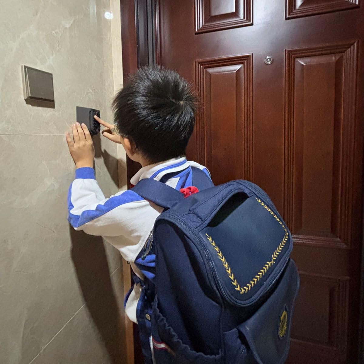 Key Lock Box Wall Mount, Lock Box for Keys with Code Home Security Lock Box, ...