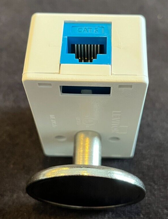 10PK MAG-RACKS 1KEYMAG-W MAGNETIC SURFACE MOUNT BOX