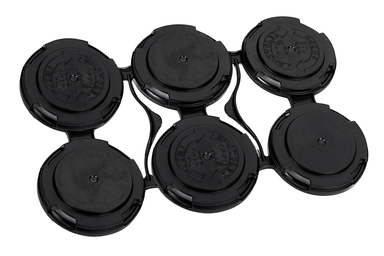 Home Brew Ohio 6 Pack Can Holder in Black 1 Count