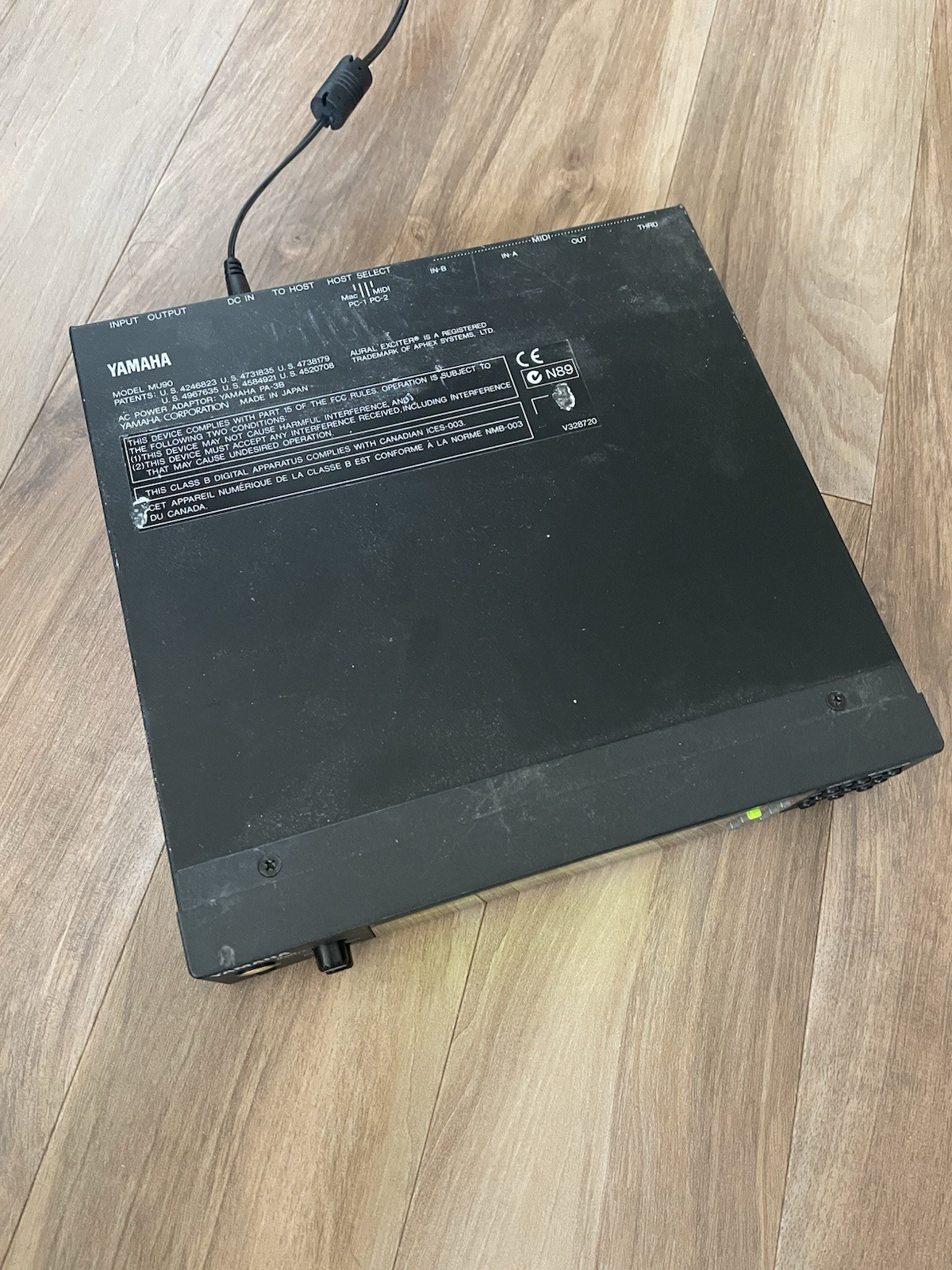 Yamaha Mu90 Tone Generator Synthesizer Midi