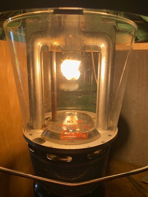 Coleman Propane lantern  5419-700 with original 990 globe tested with case clean