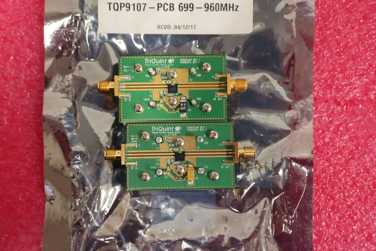 (Lot of 2) TriQuInt TQP9107 PCB 699-960MHZ Evaluation Board SMA
