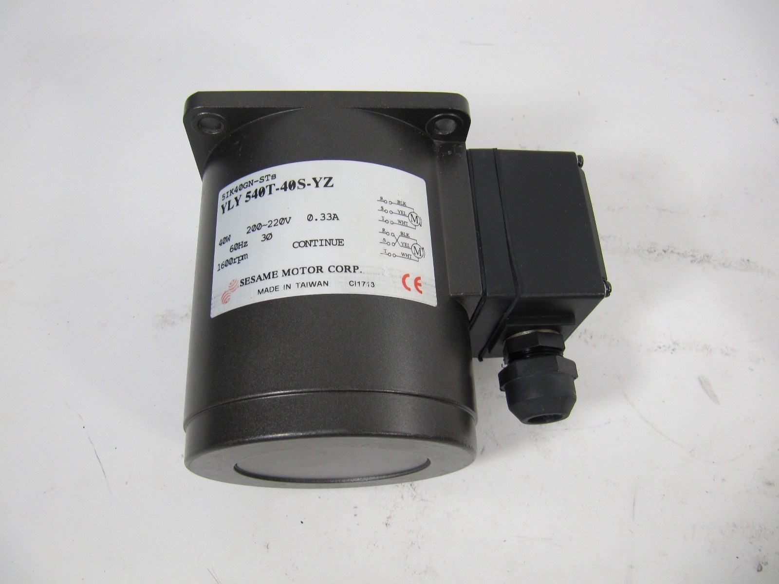 Sesame 5IK40GN-STS Induction Motor Three Phase 220V 4P (50/60Hz) Oriental
