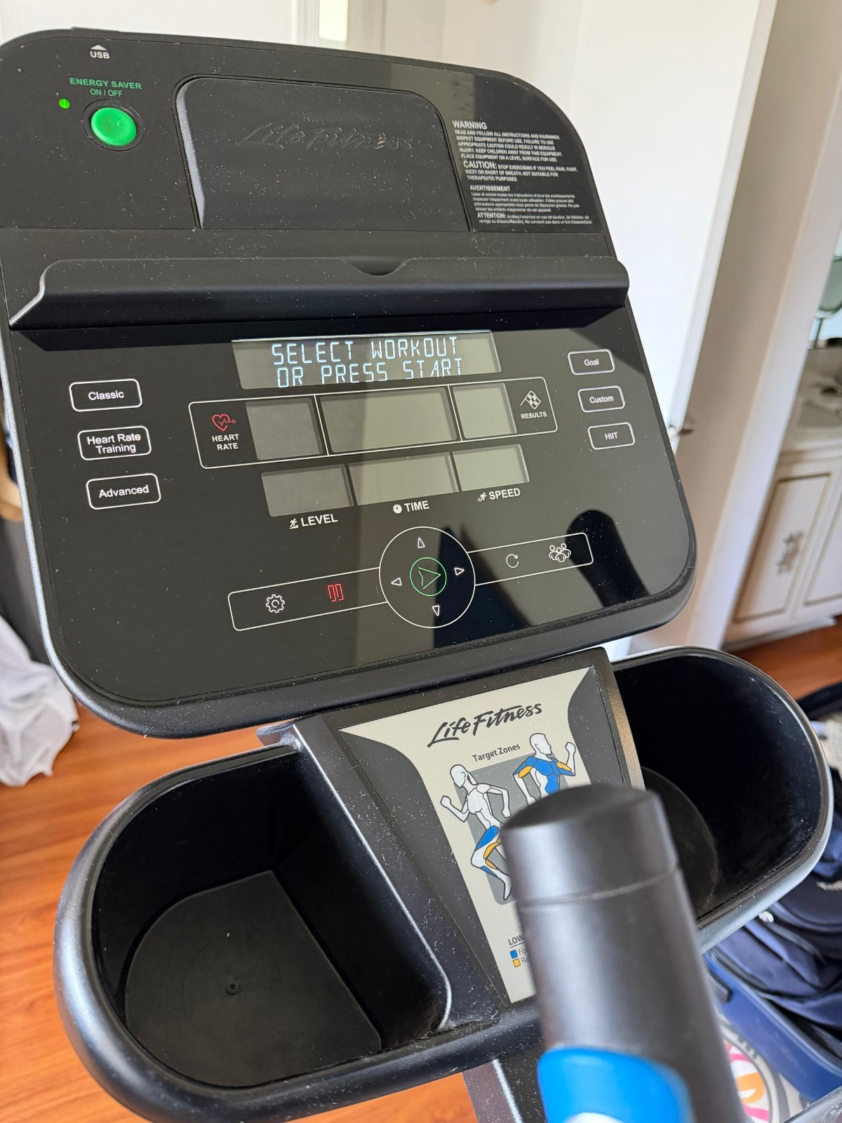 LIFE FITNESS E1 ELLIPTICAL CROSS TRAINER